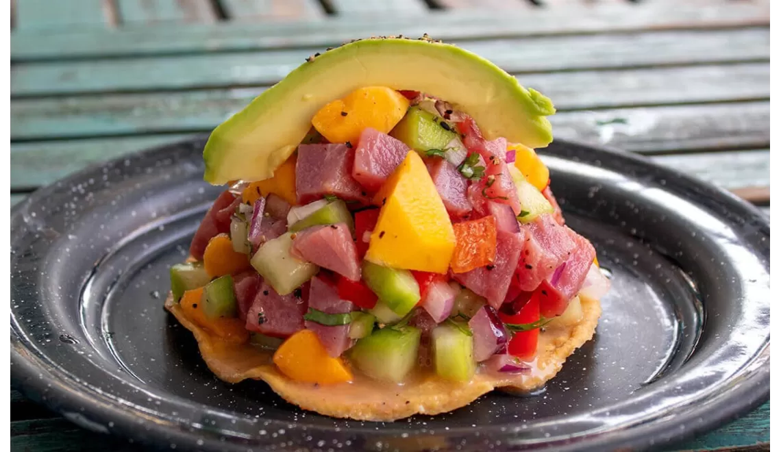 Receta: Tostadas de atún fresco Receta: Tostadas de atún fresco